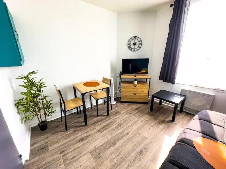 Appartement Cerf1-Centre Ville Meaux-Gare-Disney Eksteriør billede